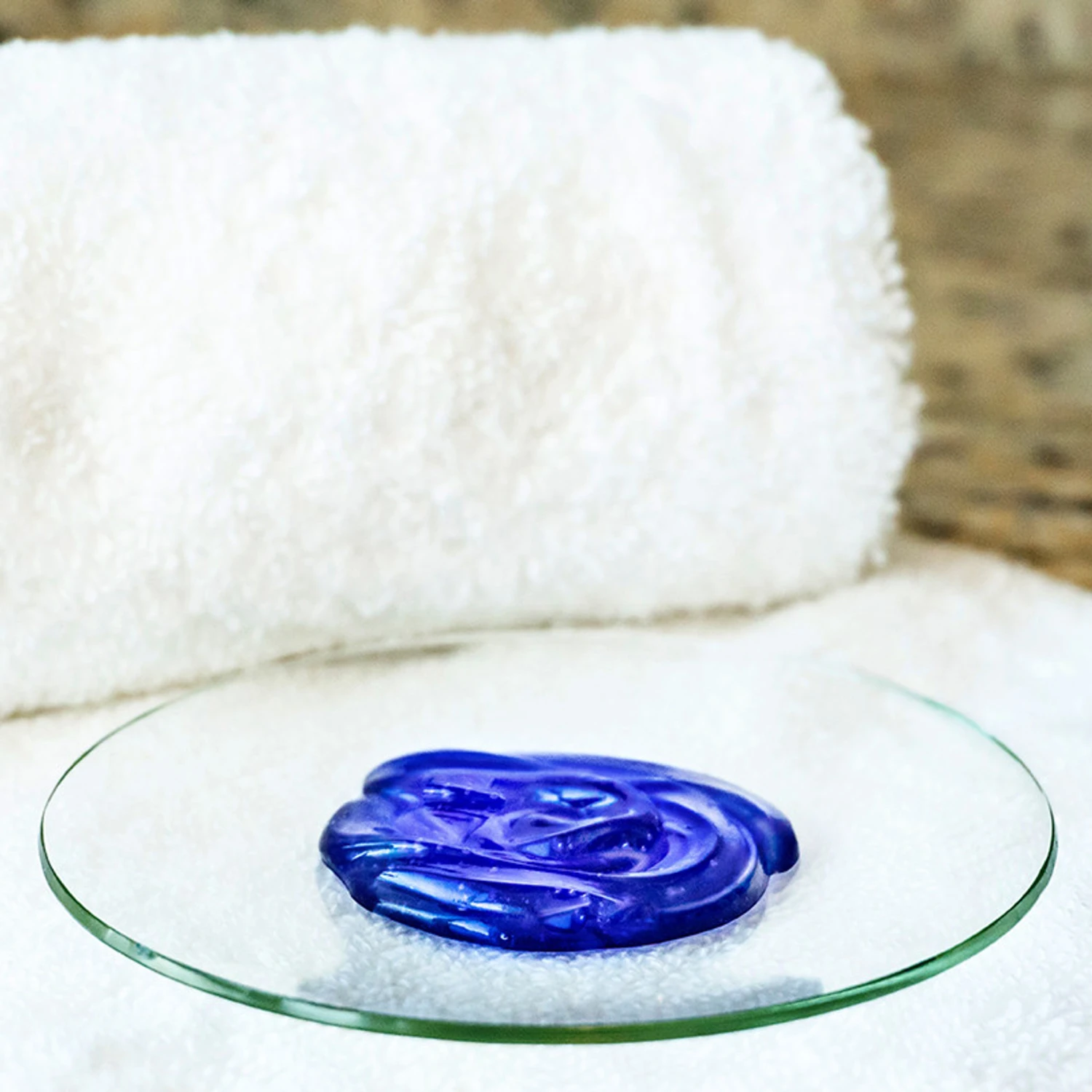 Orchid Intrigue™ Bath & Shower Gelée 16 Oz /456 G 4 Orchid Intrigue™ Bath & Shower Gelée 16 Oz /456 G - Image 2